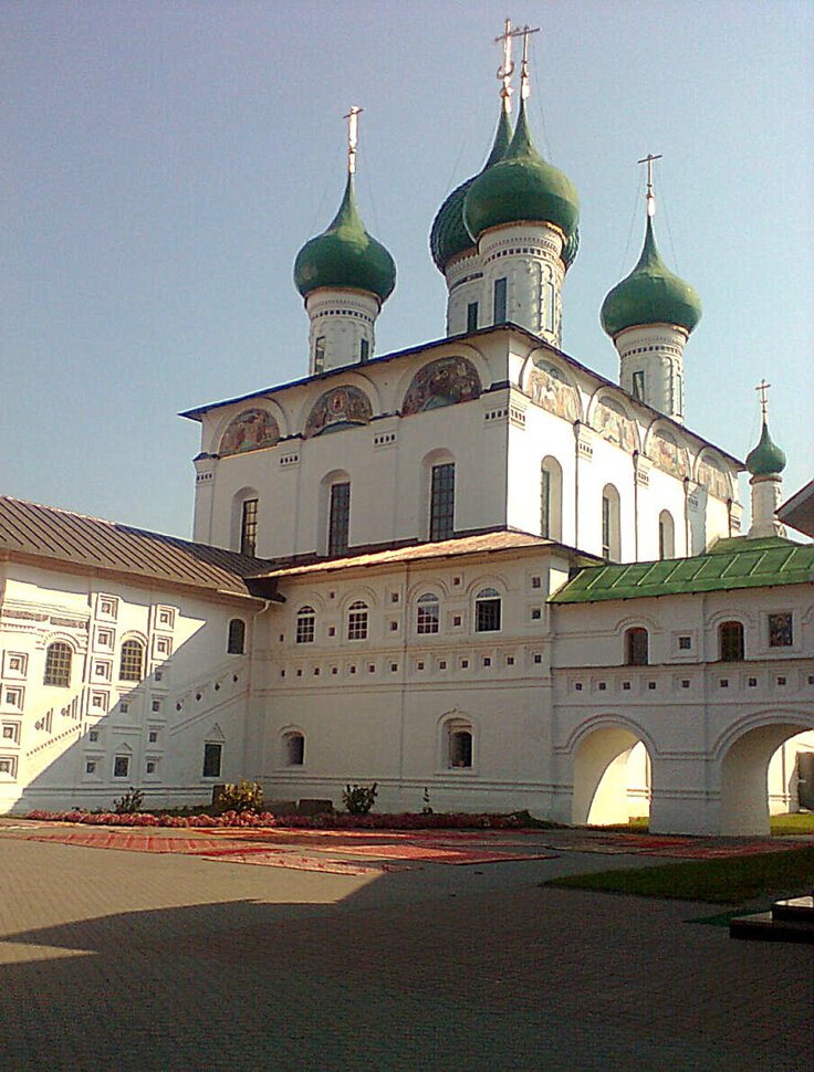 Женский монастырь.Ярославль