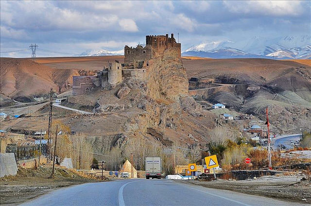 Замок Айкаберд или Хошаб , Западная Армения, Турция