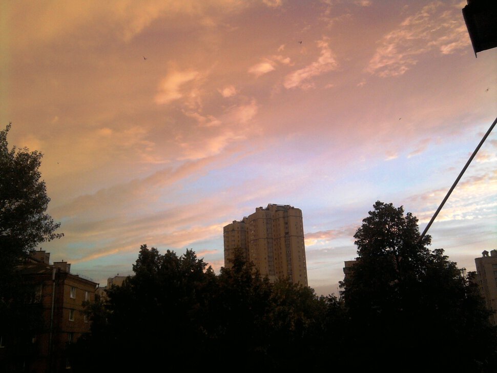 Вечернее небо в Киеве 11.07.12