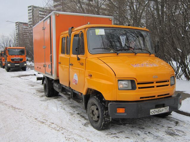 Оранжевый фургон