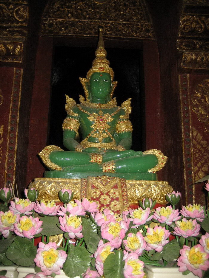Нефритовый Будда