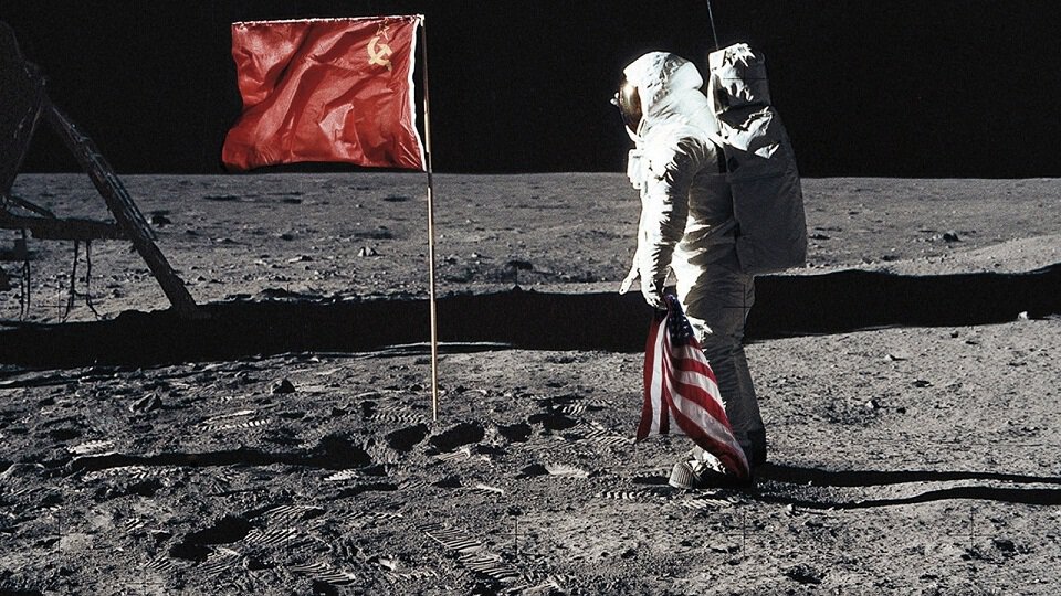 Что американцы увидели на луне