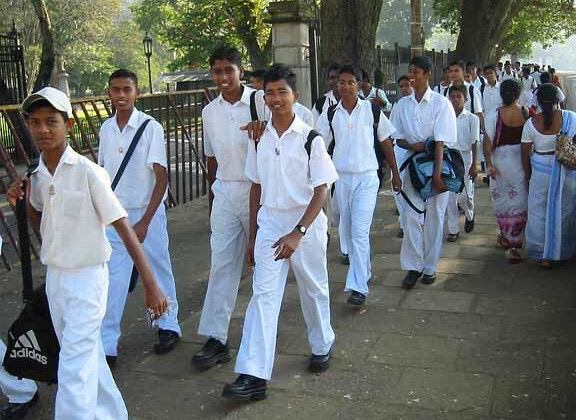Школьники Шри Ланки