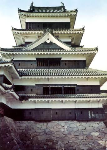 Замок Мацумото. Главная башня
