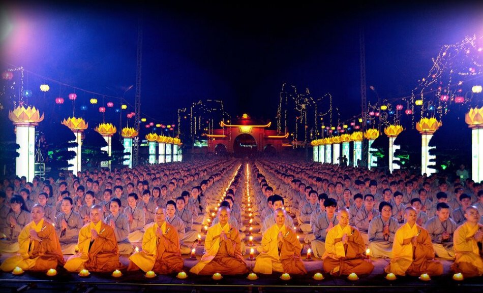Буддийский праздник