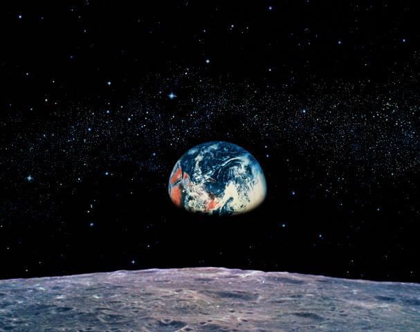 Фото вид земли с луны