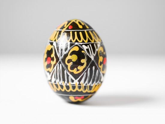 Пасхальная роспись на яйце