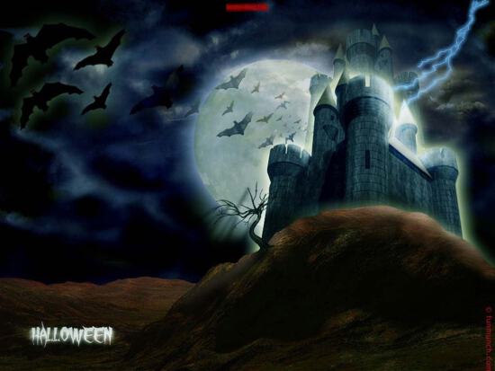 Картинка с ночным замком на фоне луны