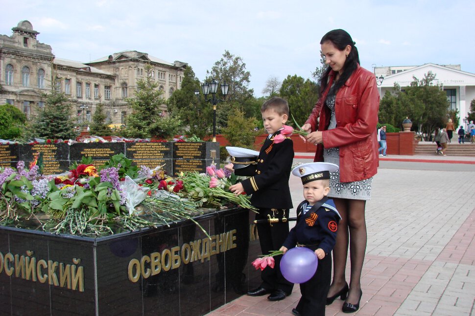 Спасибо за мирное небо над головой!