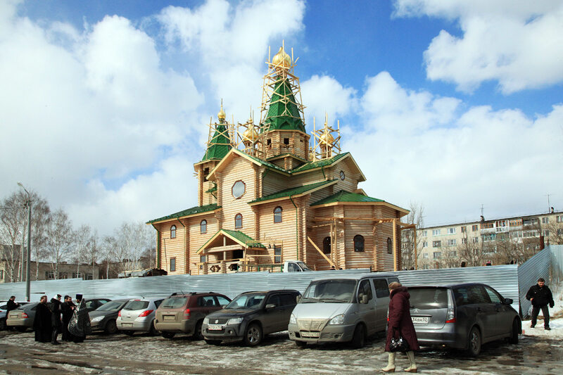 Дзержинск. Строительство храма