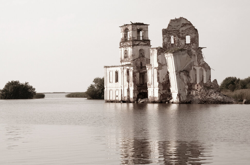 Затопленная церковь Крохинского погоста