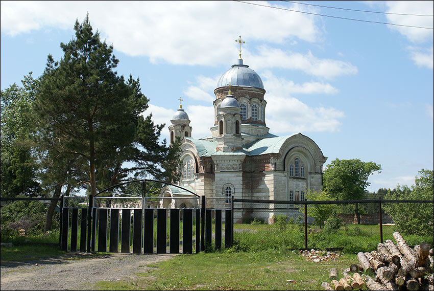 Свято-Троицкий Верхне-теченский монастырь