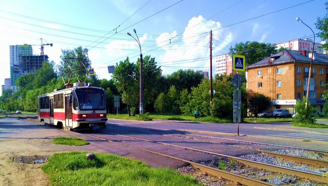 На трамвае по городу