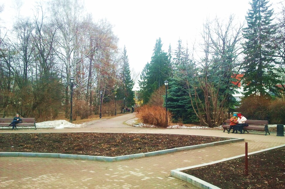 В парке апрель