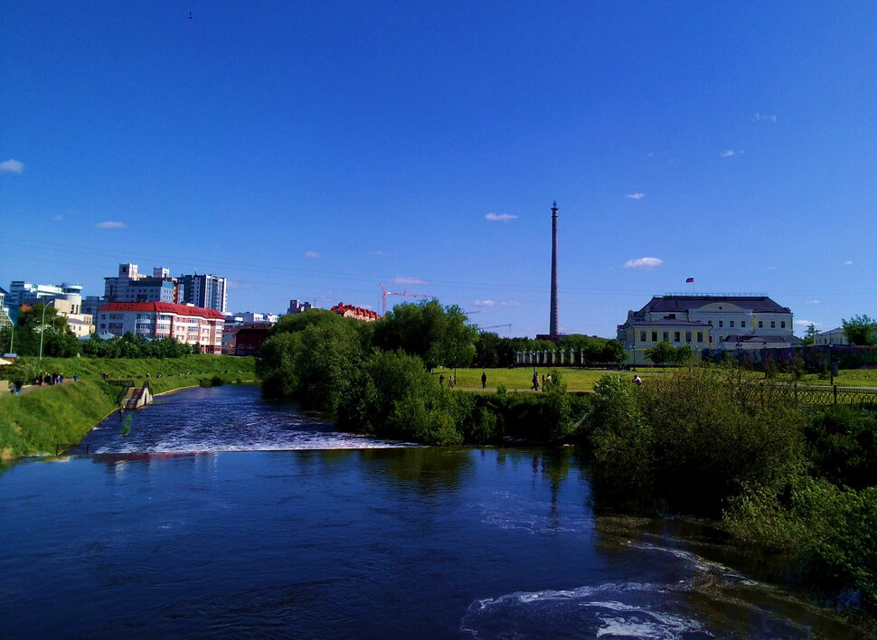 По речным перекатам