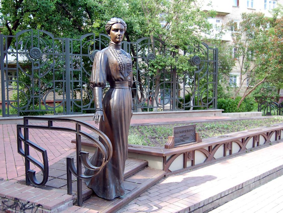Памятник Ирине Паскевич