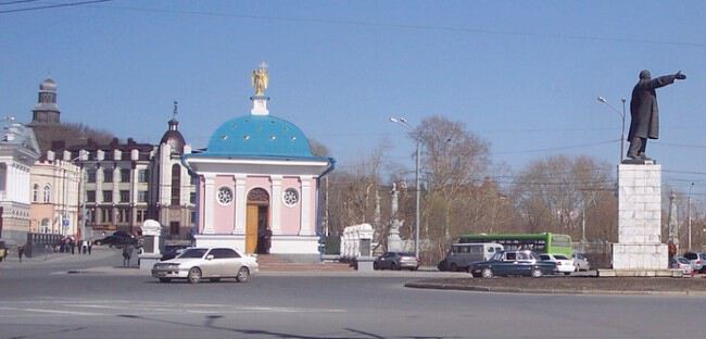 Иверская часовня на площади Ленина