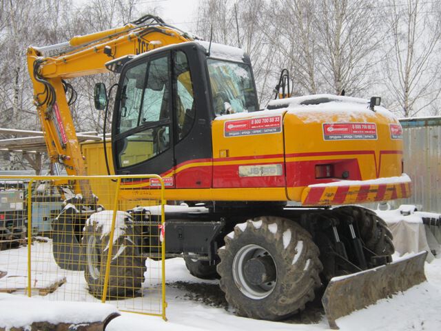 Экскаватор JCB