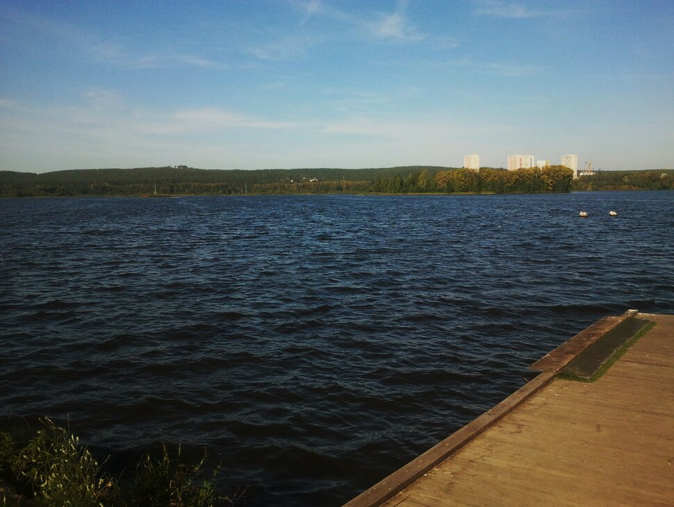 С причала