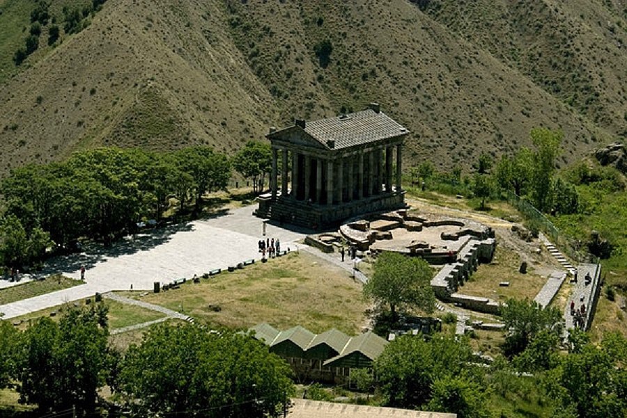 Храм Гарни. Армения