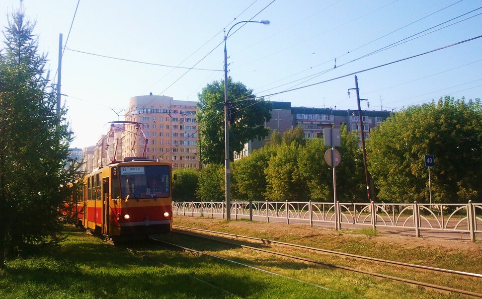 По городу на трамвайчике