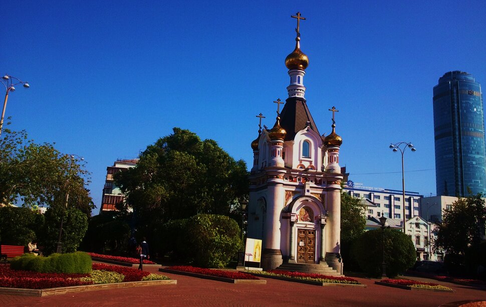 По главному проспекту