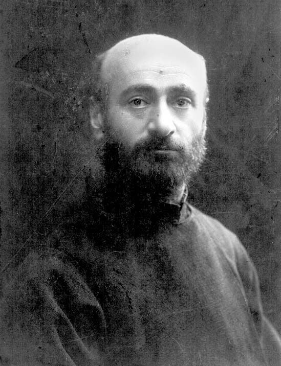 Комитас - священник и великий певец начала XX века