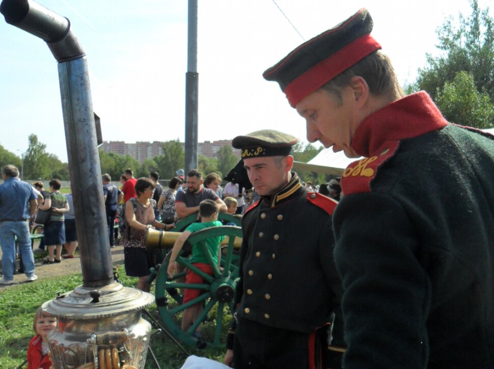 И помнит гордая Россия,великий день Бородина