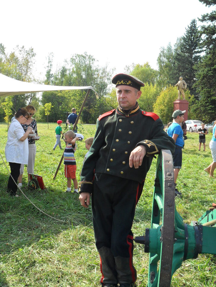 И помнит гордая Россия,великий день Бородина