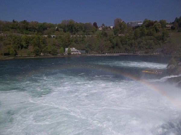 Радуга над водопадом