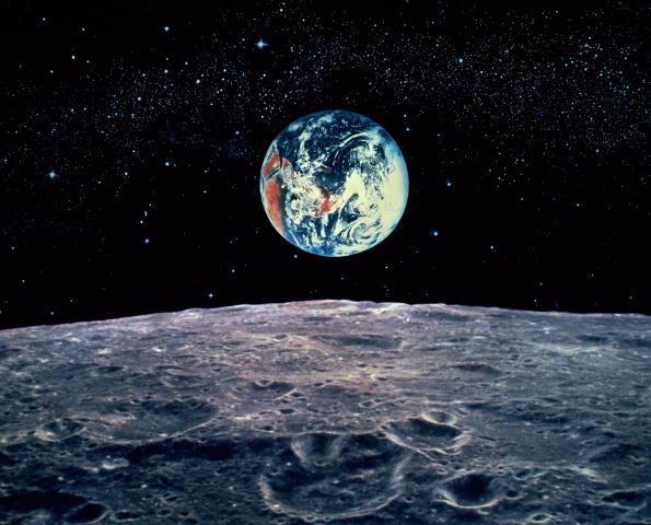 Фото земля и луна