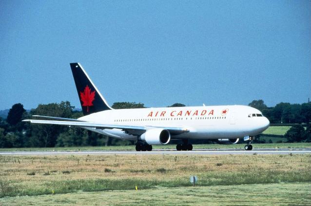 Самолет Канада