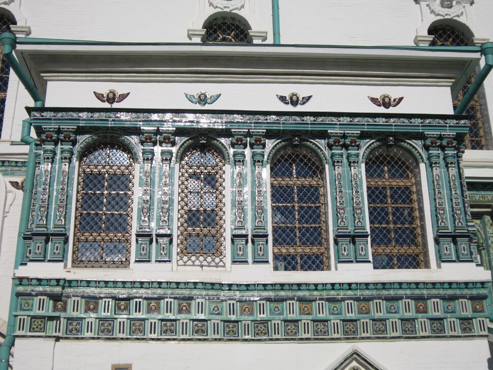 Окна собора Ново-Иерусалимского монастыря