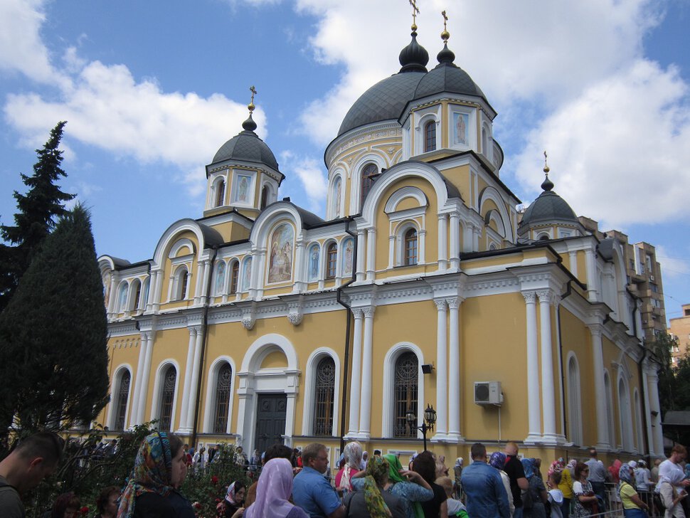 Храм Матроны Московской