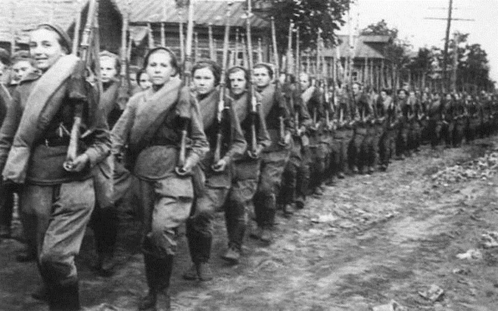 Девушки и женщины в Великую Отечественною Войну-8