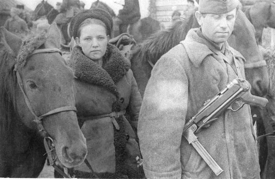 Девушки и женщины в Великую Отечественною Войну-8