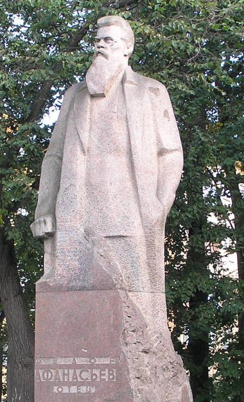Памятник основателю первого совета в Иваново-Вознесенске