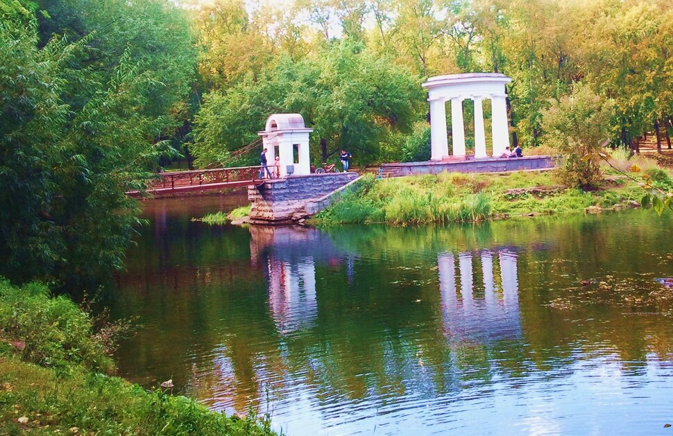 У озерца