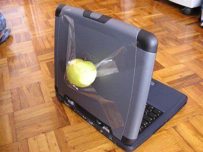 Ноутбук Apple