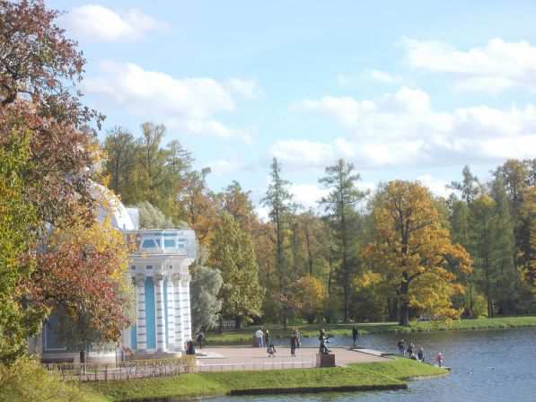 Золотая осень в Пушкине - Павильон Грот