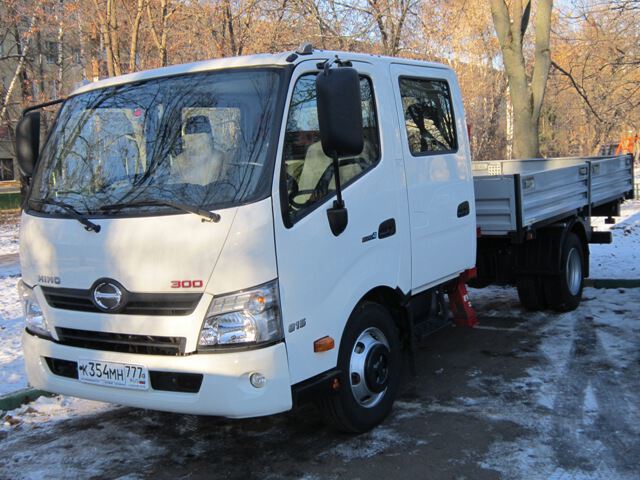Грузовик с двойной кабиной