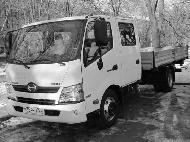 Грузовик с двойной кабиной