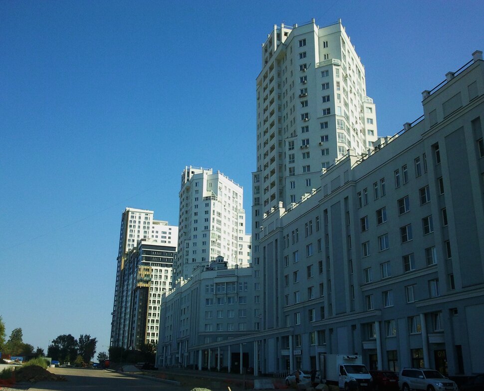 По родному городу
