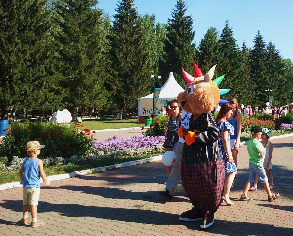 В парке летом