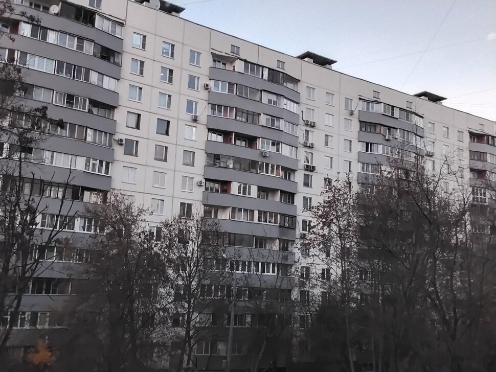 Многоэтажный дом