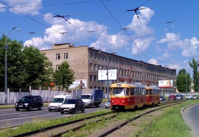 С трамваем по городу