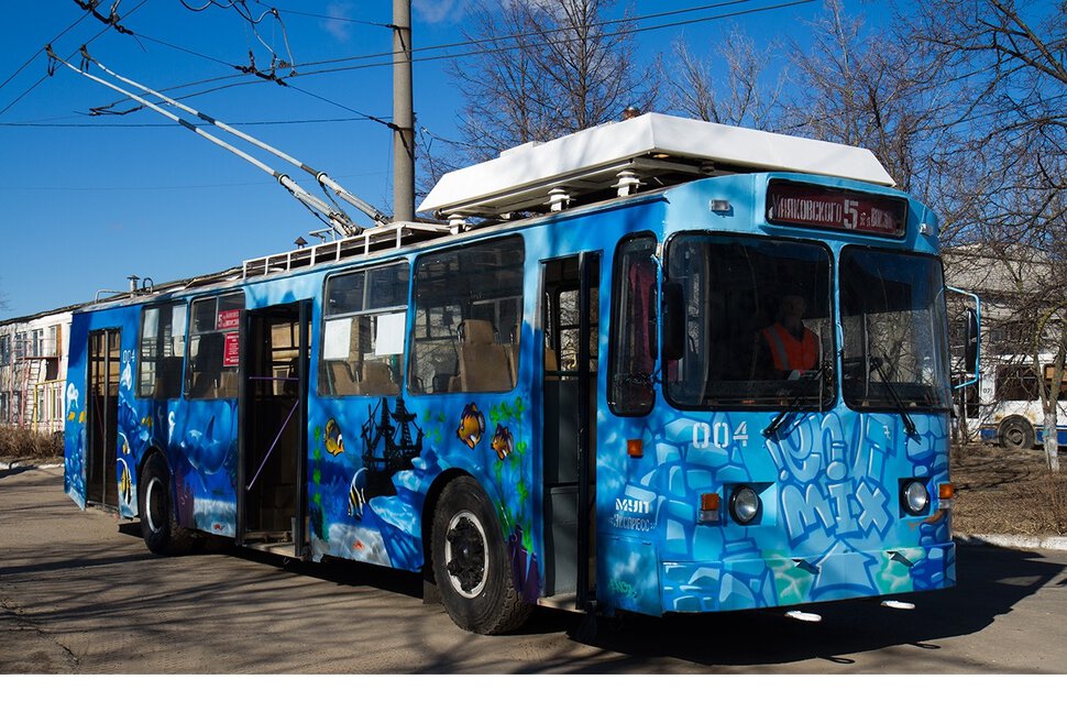 Первый рейс граффити троллейбуса в Дзержинске
