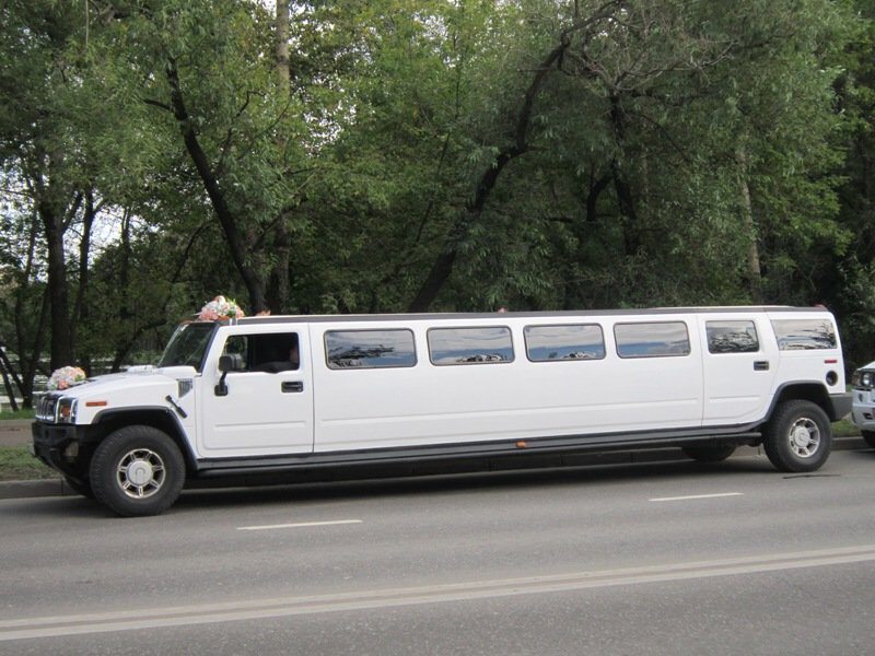 Лимузин Hummer H2