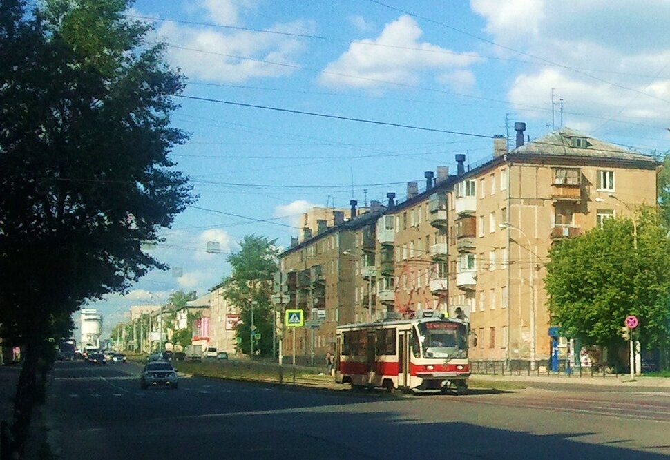 По Уралмашу