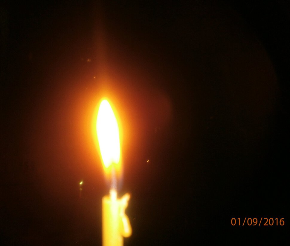 Огонь свечи